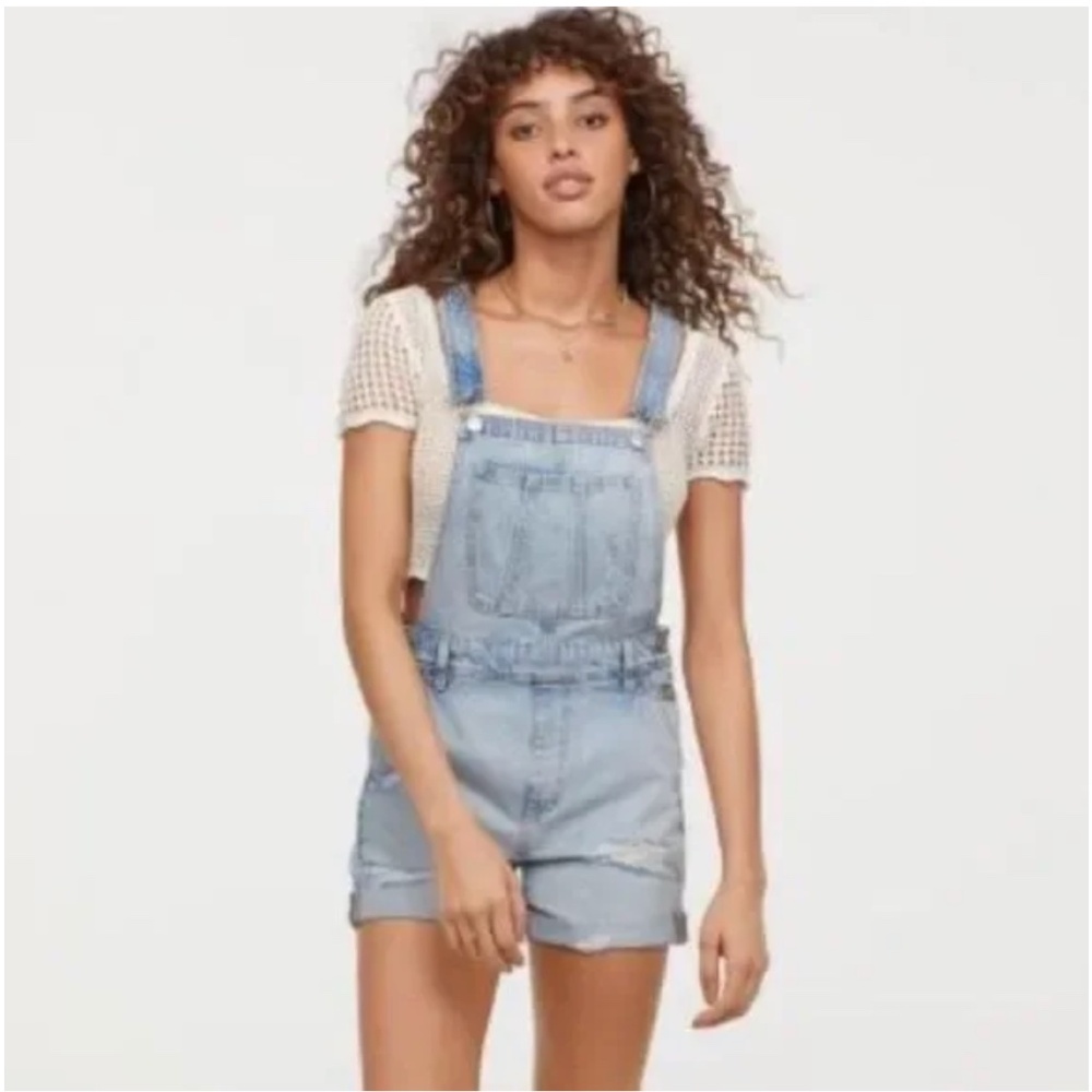 H&M Divided Light Blue Denim Short Overalls Size 8